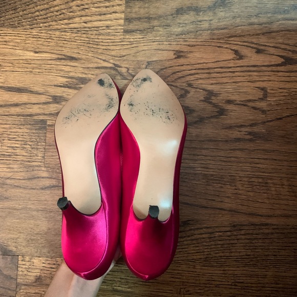 80s Vintage Silver Slipper Kitten Heels - Picture 3 of 3